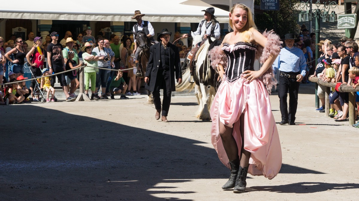 O Fotomagazin / Pullman City 2016
